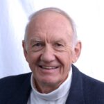 How to Read the Bible- Gordan-Fee